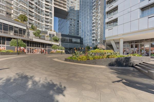 219 m² Commercial space