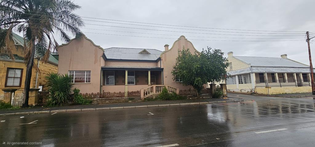 5 Bedroom House