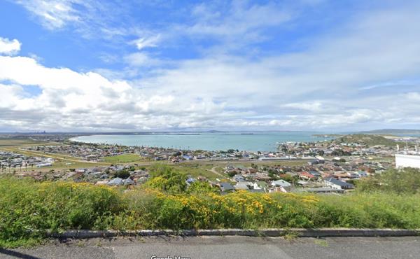 1 160 m² Land