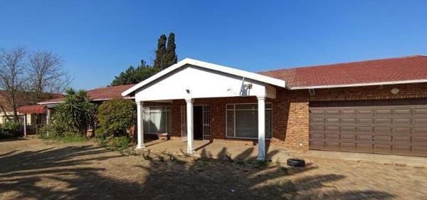 7 Bedroom House