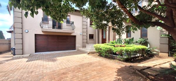 5 Bedroom House
