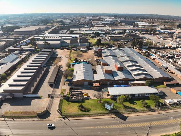 14 136 m² Industrial space