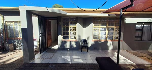8 Bedroom House