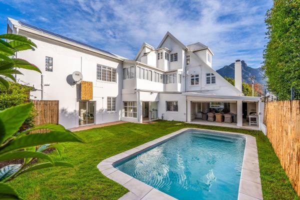 6 Bedroom House