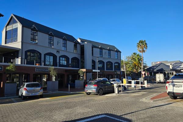 765 m² Commercial space