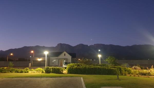 281 m² Land