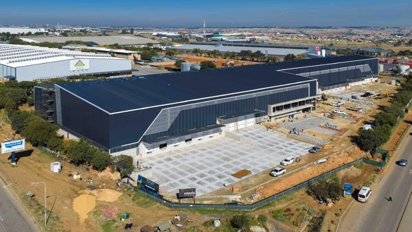 7 614 m² Industrial space