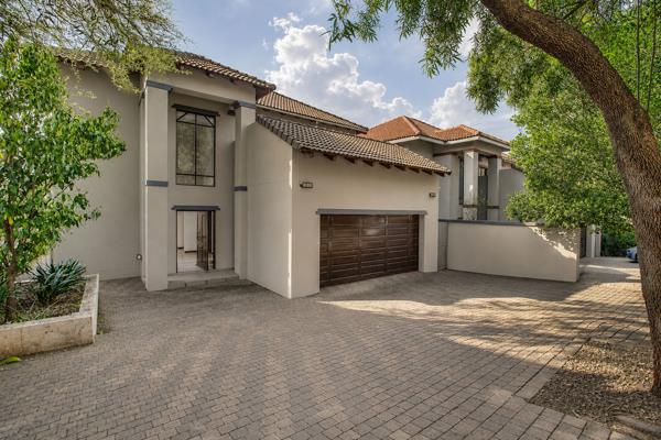 6 Bedroom House