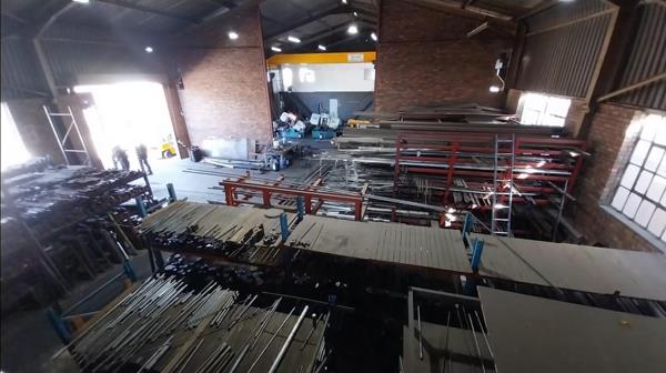 338 m² Industrial space