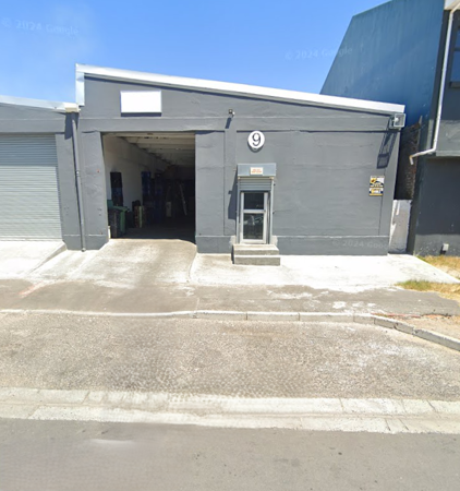 200 m² Commercial space