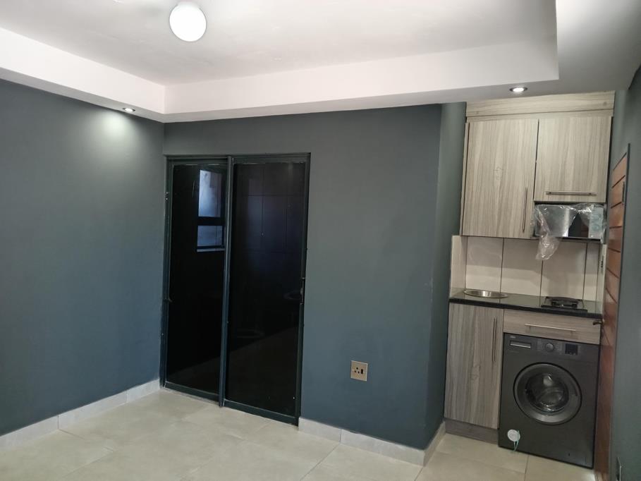 Apartment in Johannesburg - View 2