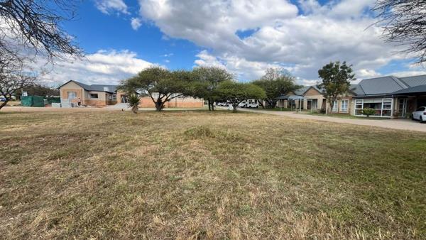 425 m² Land