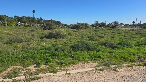 753 m² Land