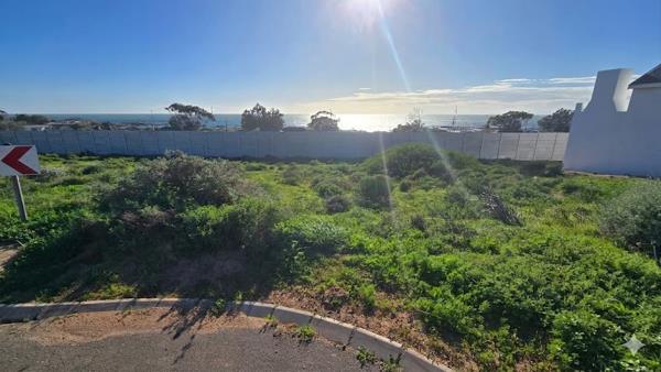295 m² Land