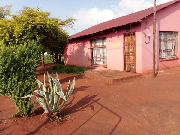 2 Bedroom House