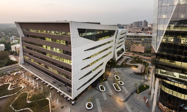 308 m² Office Space
