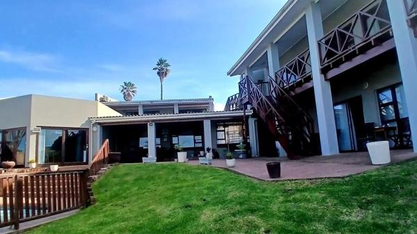9 Bedroom House