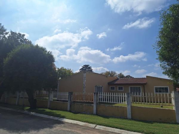 5 Bedroom House
