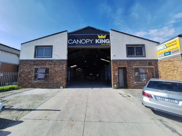 586 m² Industrial space