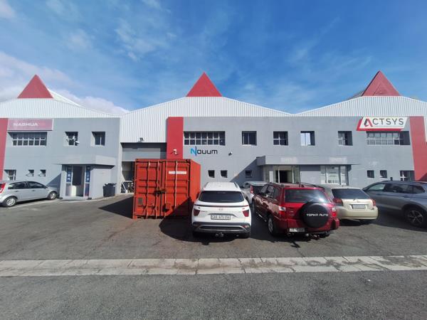 654 m² Industrial space