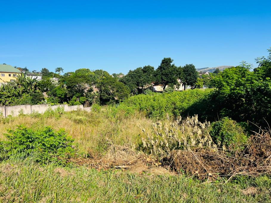 1 279 m² Land