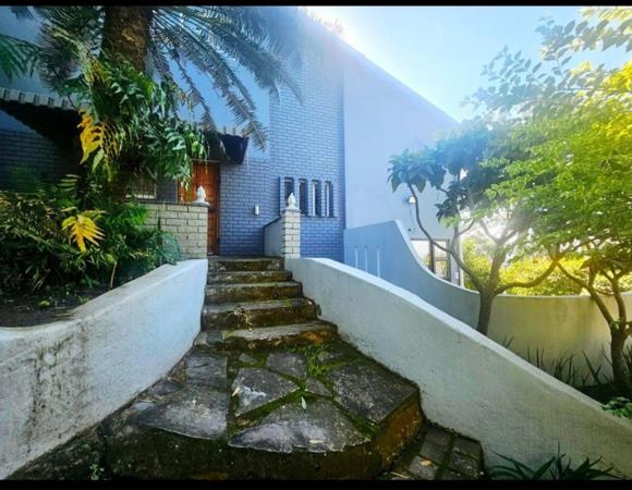 7 Bedroom House