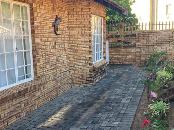 2 Bedroom Townhouse