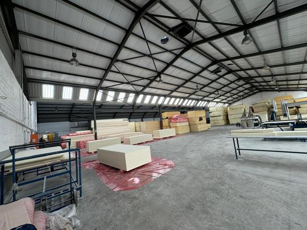 3 170 m² Industrial space