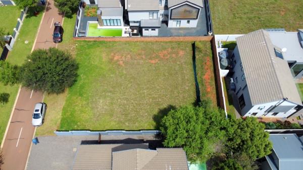 601 m² Land
