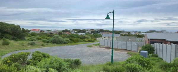 697 m² Land