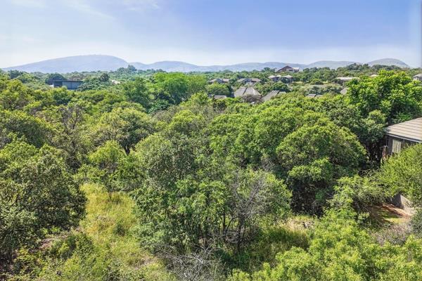 1 047 m² Land