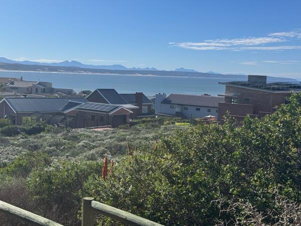 652 m² Land