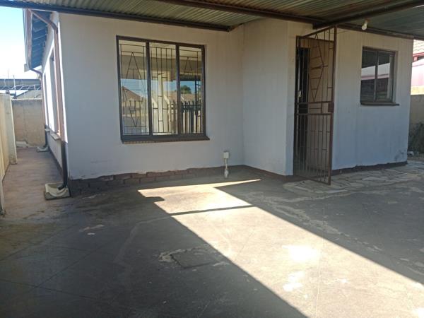 2 Bedroom House