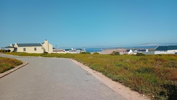 784 m² Land