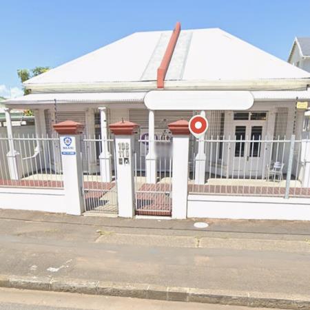 300 m² Commercial space