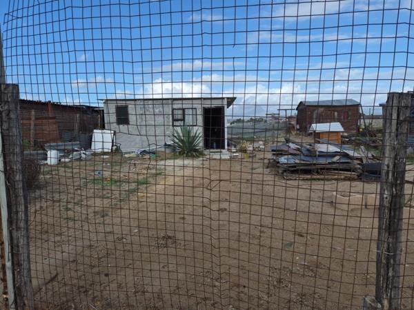 295 m² Land