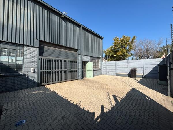 320 m² Industrial space