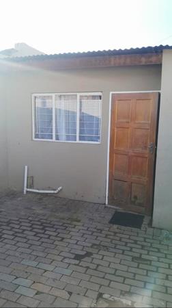 1 Bedroom House