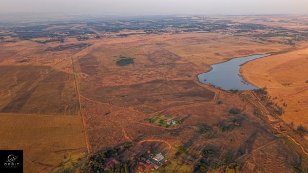 405 ha Land