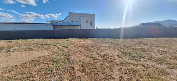 243 m² Land