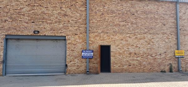 498 m² Industrial space
