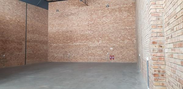 470 m² Industrial space