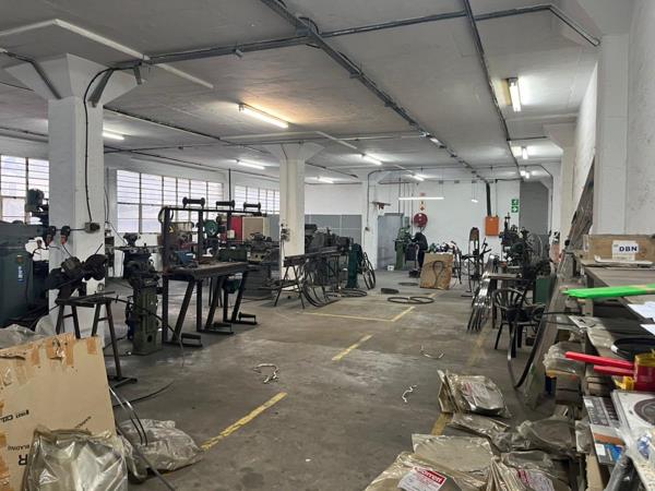 1 137 m² Industrial space