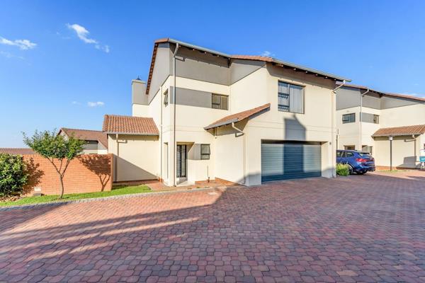 5 Bedroom Townhouse