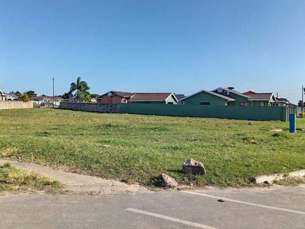 1 500 m² Land
