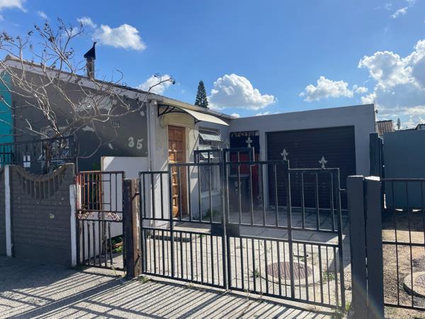 2 Bedroom House