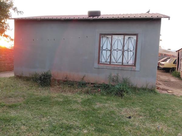 2 Bedroom House