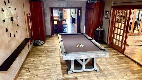 4 Bedroom Townhouse