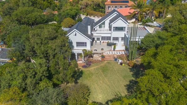 6 Bedroom House