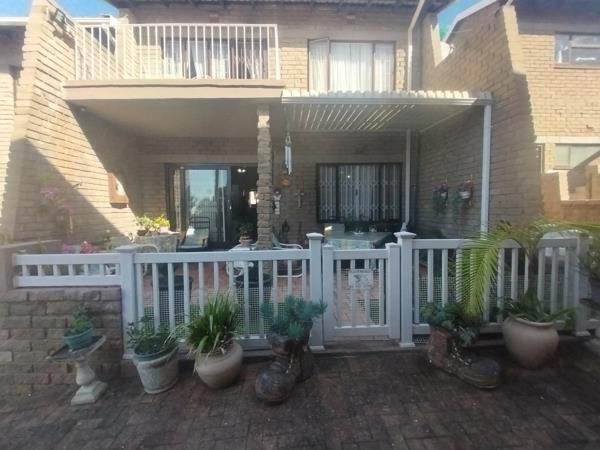 3 Bedroom Townhouse